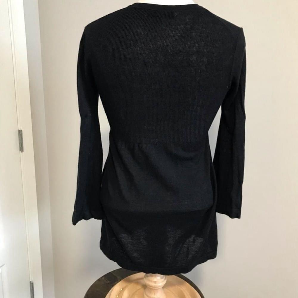 Trina Turk linen blend long sleeve button front black fitted cardigan top - Picture 8 of 11